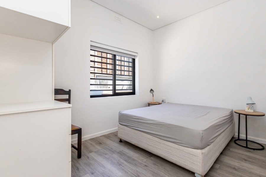 To Let 2 Bedroom Property for Rent in Sea Point Western Cape